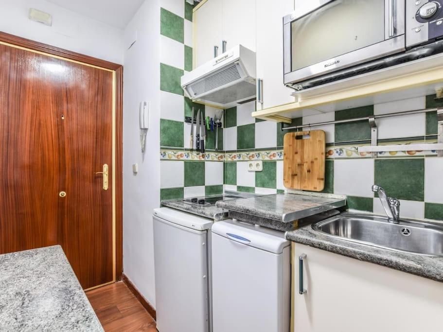 Apartamento Puente De Segovia Apartment Madrid Exterior foto