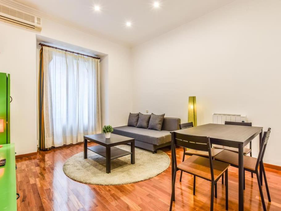 Apartamento Puente De Segovia Apartment Madrid Exterior foto