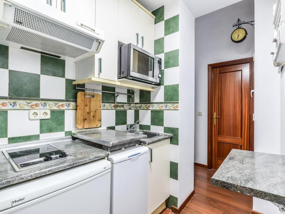 Apartamento Puente De Segovia Apartment Madrid Exterior foto